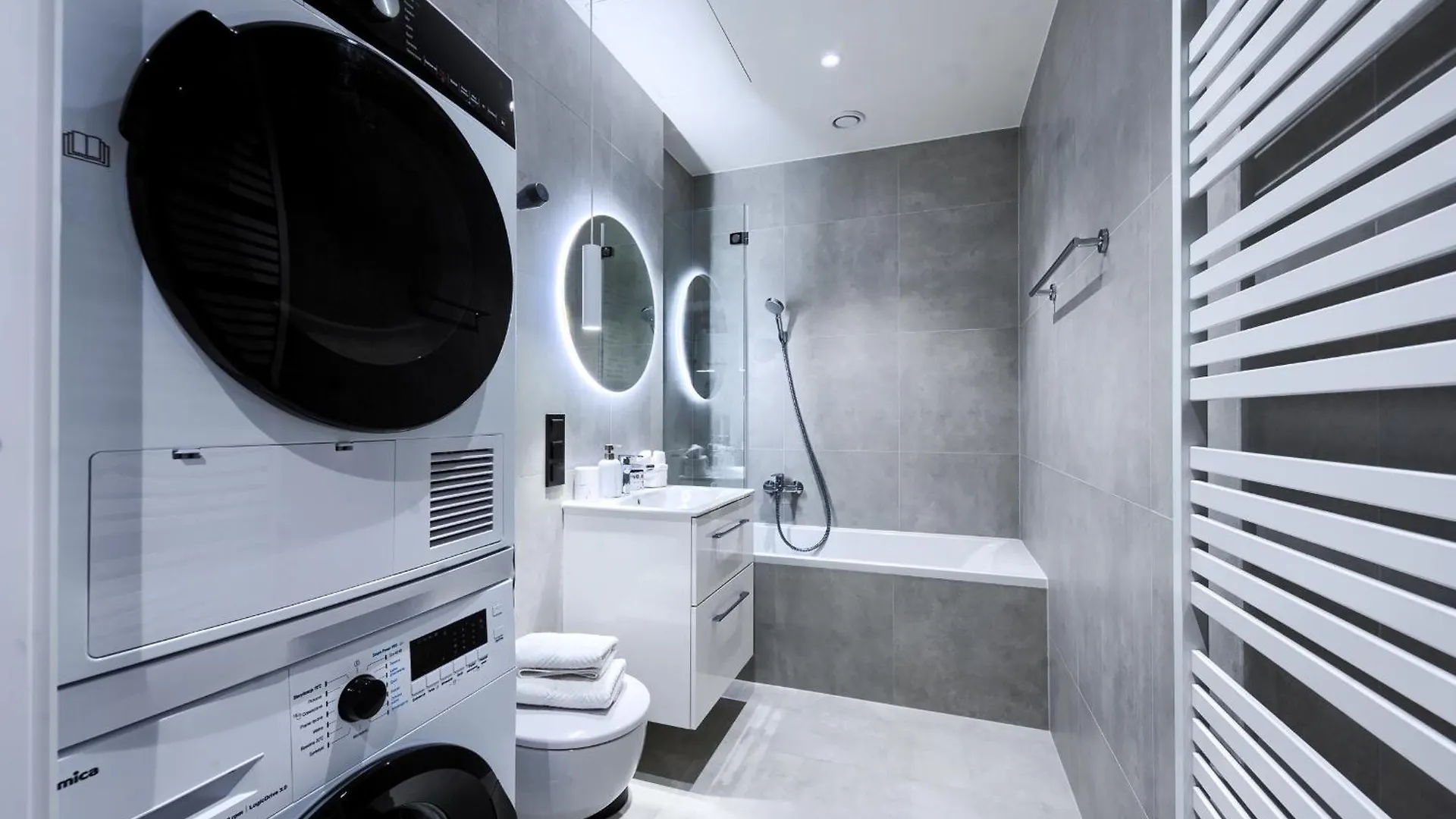 Towarowa Towers Suites ワルシャワ